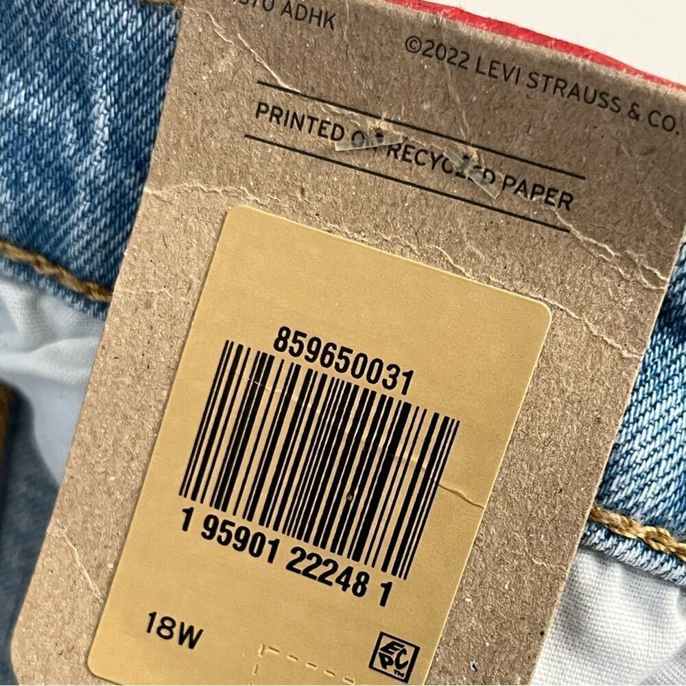 Levi's 501 high rise mid thigh Denim cut off Shorts 18W NWT - Picture 8 of 13
